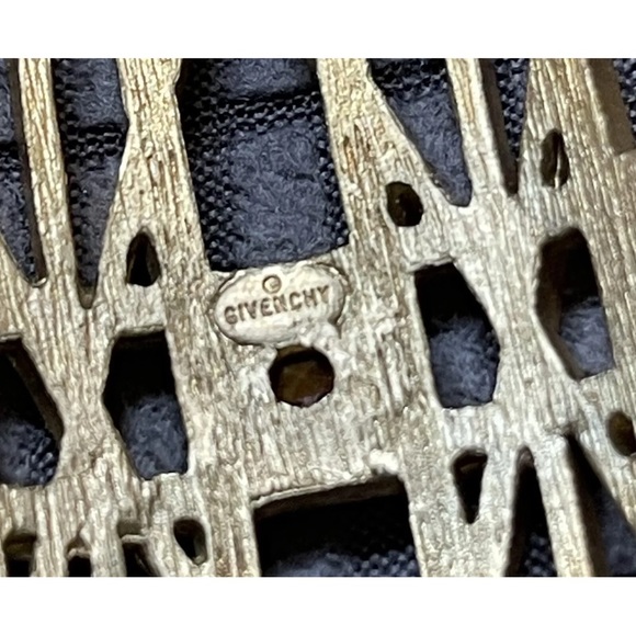 Rare 80’s GIVENCHY Heavy Wide Open Work Gold Plated Rhinestone Cuff Bracelet 7” - Picture 14 of 15